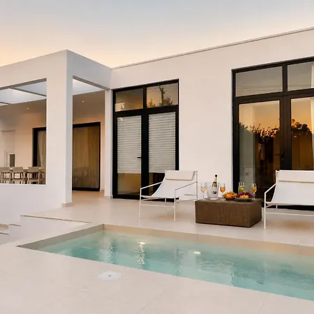Papamanolis House Villa